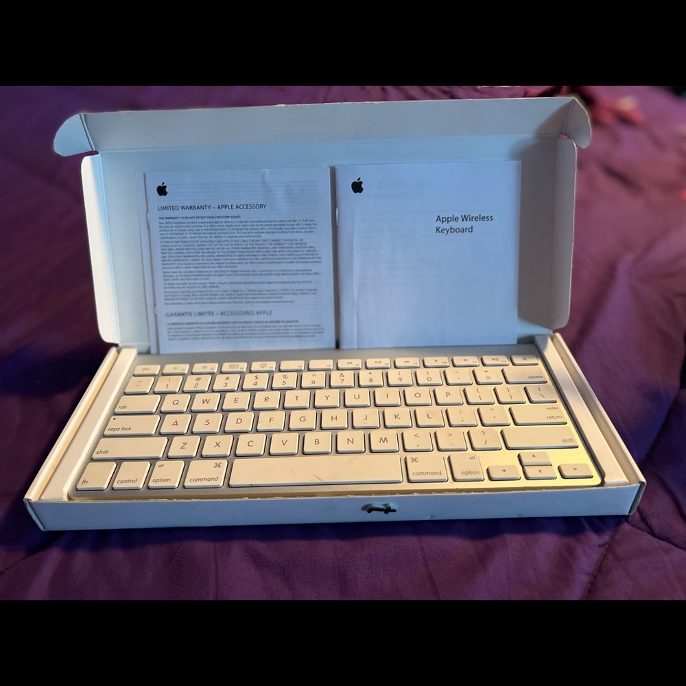Apple keyboard